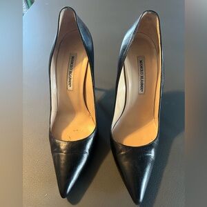 Manolo Blahnik black 105bb - with box and duster